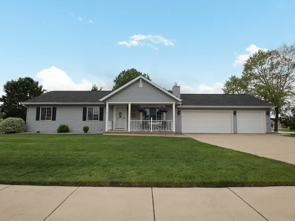 438 Rockrose Dr, Fond Du Lac, WI 54935