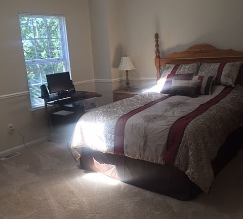 5th image of 13604 Pinewood Ln
