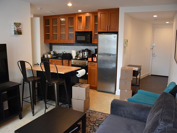 5th image of 182 Eagle St #6A