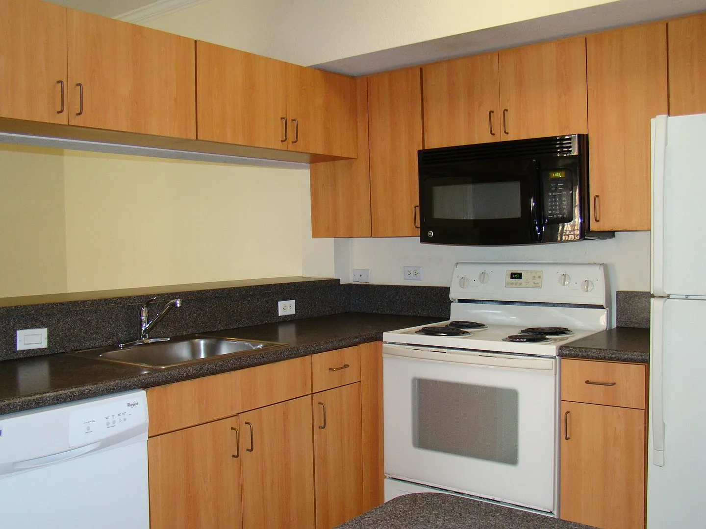 City Center Apartments — Photo 2