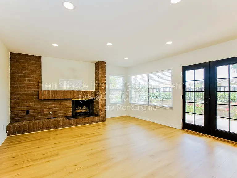 28142 Ambar — Photo 7