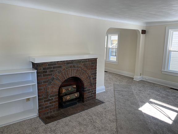 4th image of 1728 Evansdale Ave