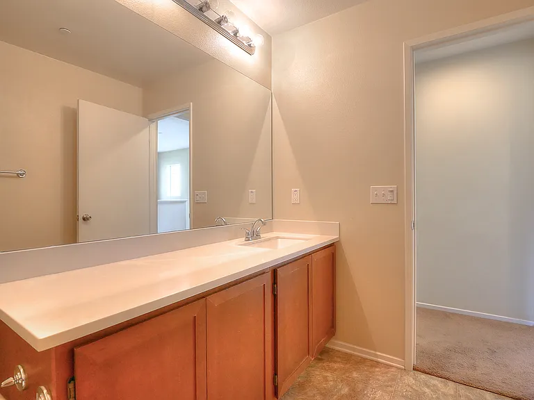34212 Woodmont — Photo 49