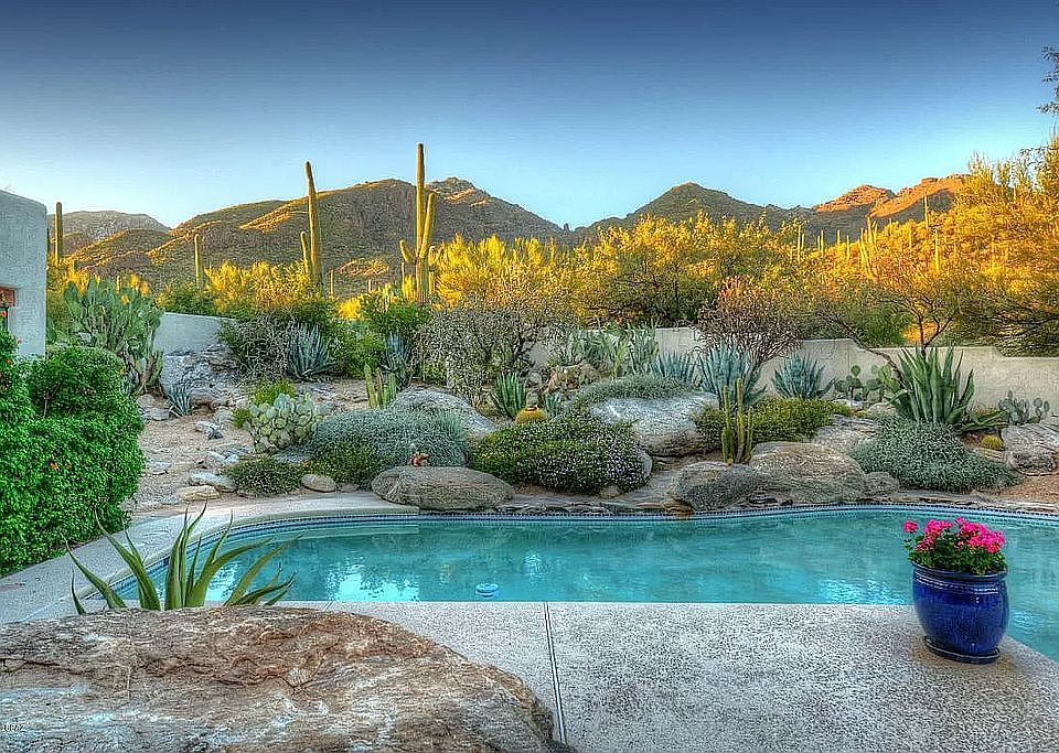 2nd image of 6340 N Canon Del Pajaro