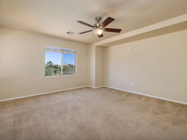 10226 Sourwood Ave — Photo 16