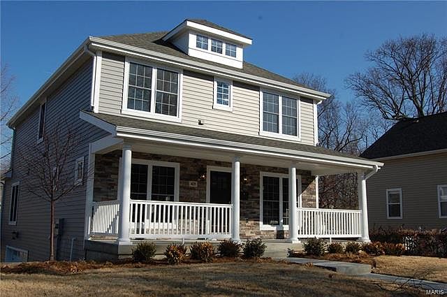 1st image of 425 W Essex Ave