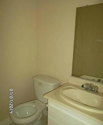 5th image of 225 Whitney Ave APT 3