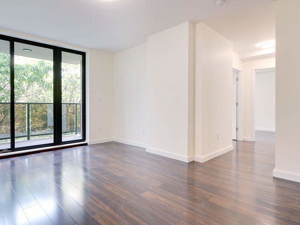 1st image of 1705 E 17th St #5A
