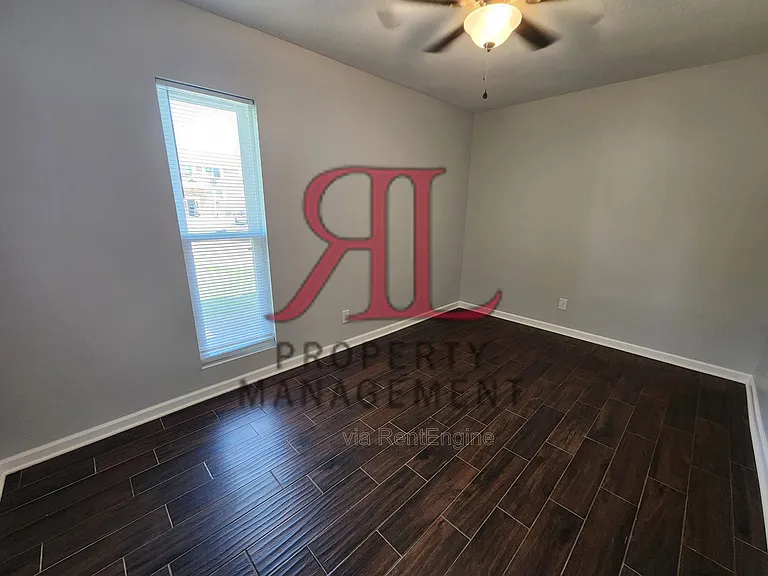 675 Riverview Dr #A-4 — Photo 11