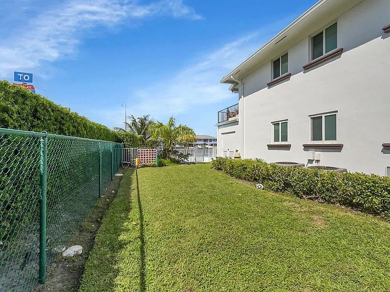 1702 S Ocean Blvd #1 — Photo 47