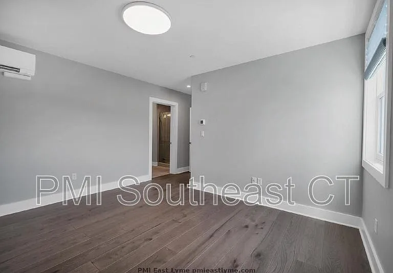 3 Water St #203 — Photo 10