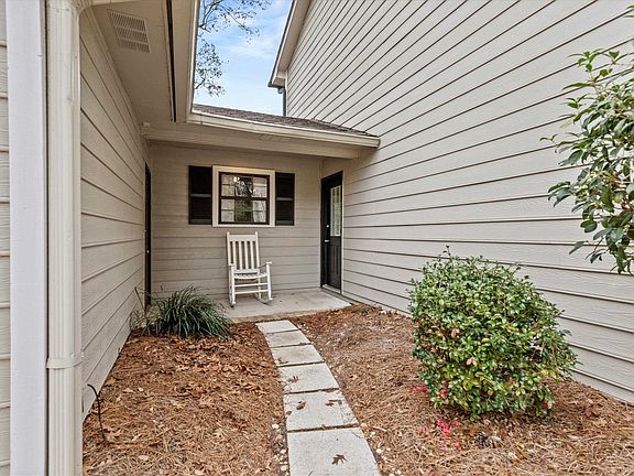 5th image of 3513 Fogarty Dr
