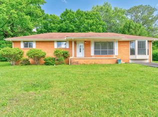 13 Delores Dr, Fort Oglethorpe, GA 30742