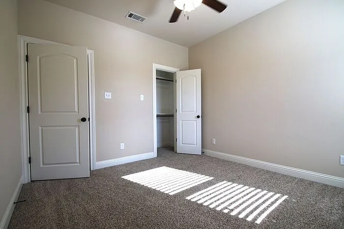 8009 Bangor Dr — Photo 23