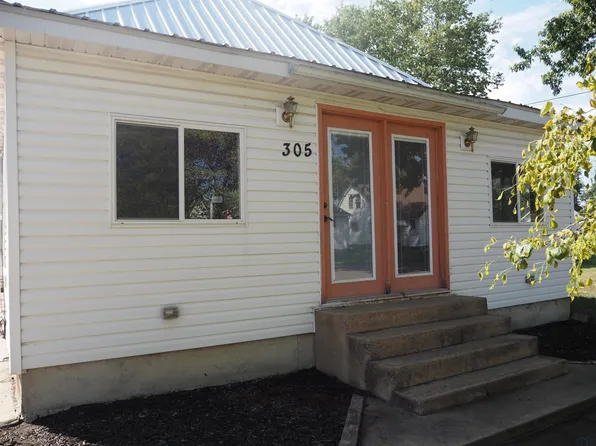 305 Birch St, Correctionville, IA 51016