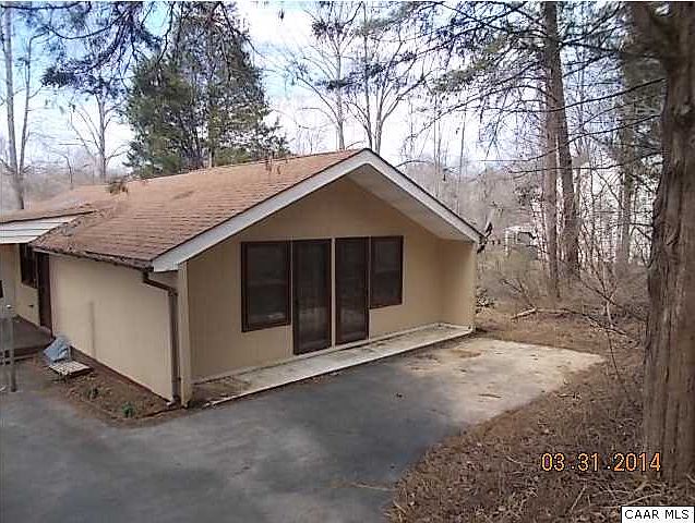 2nd image of 1118 W Daffodil Rd