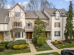 215 Cambridge Chase #16, Exton, PA 19341
