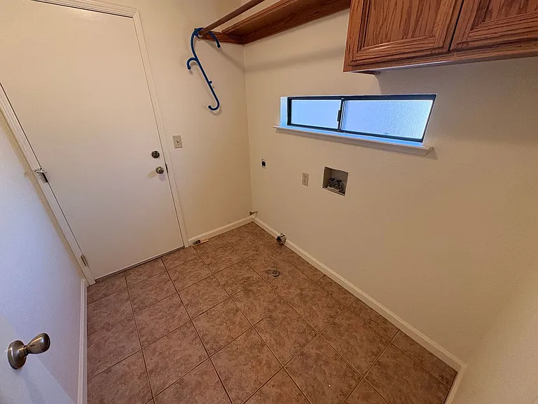 2131 N Tracy St — Photo 12