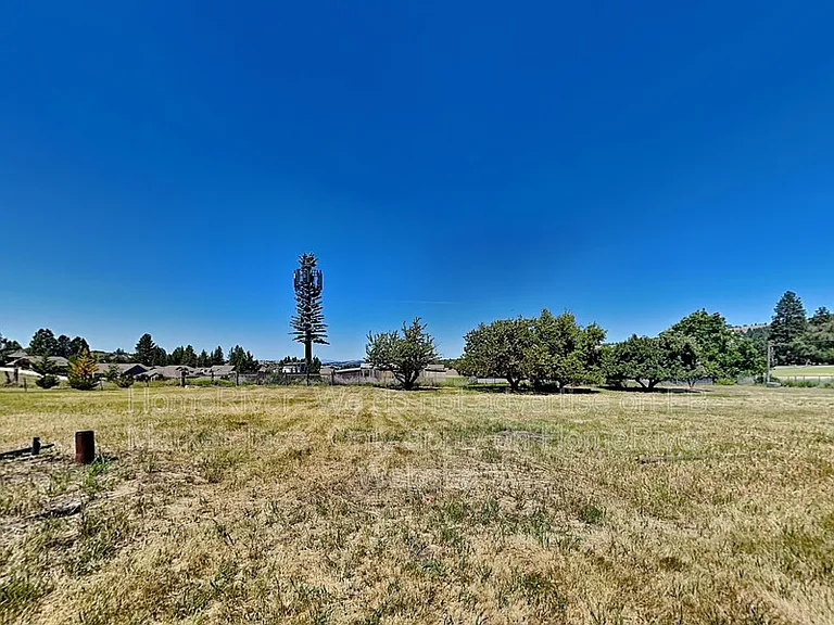 4708 S Glenrose Rd — Photo 20
