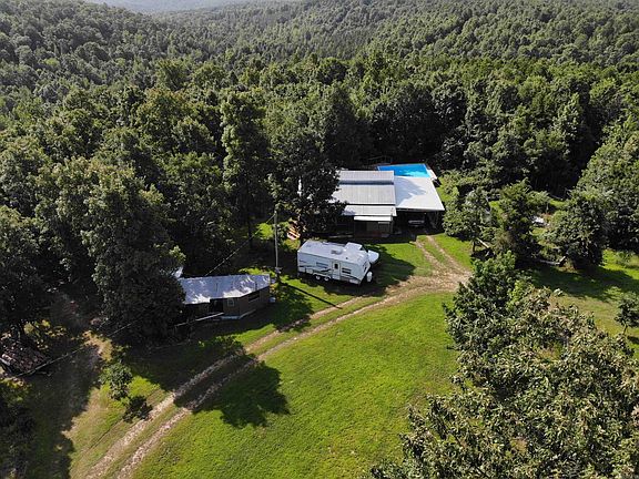 2nd image of 385 Eagle Heights Dr