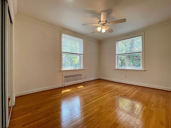 5th image of 811 Westwood Dr #807-2N
