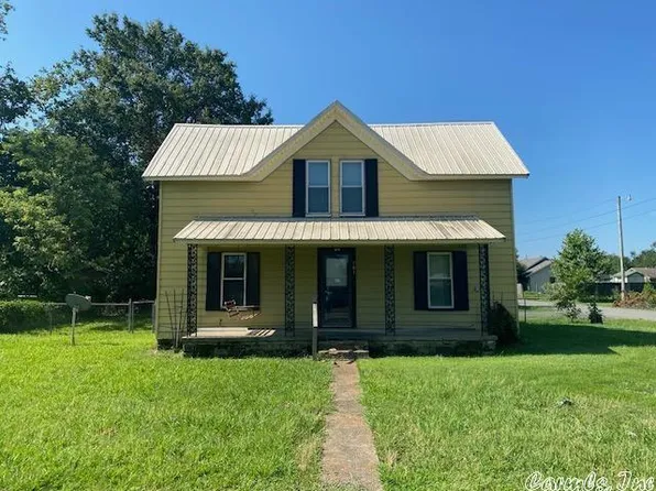 701 E 3rd St, Carlisle, AR 72024