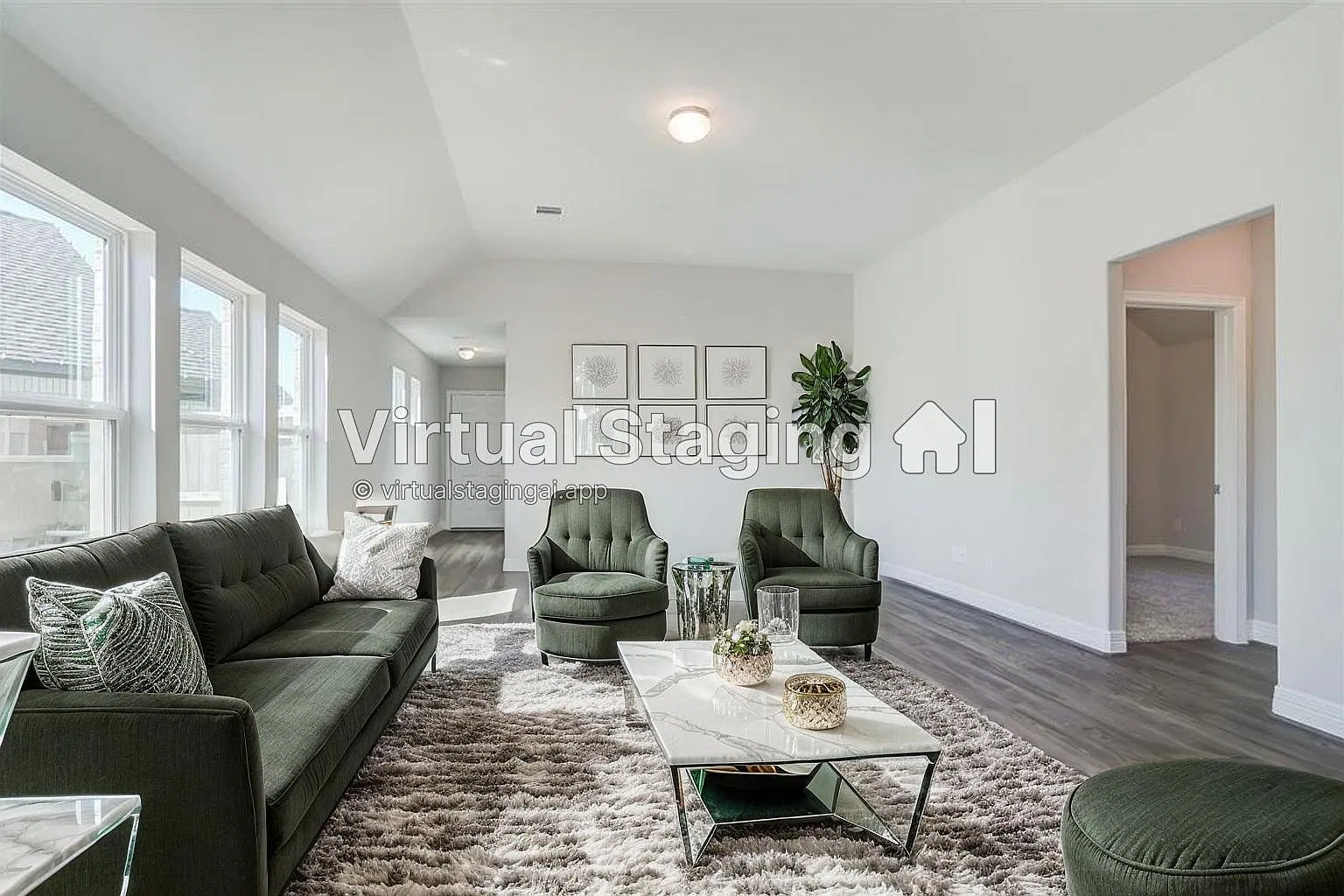 3 bed, 2.0 bath, 1500 sqft, $2,200 — Photo 2