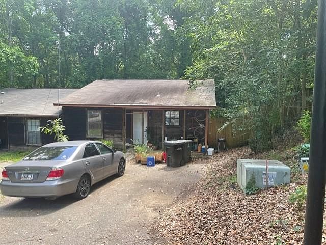 1st image of 2325 Sylvan Ct