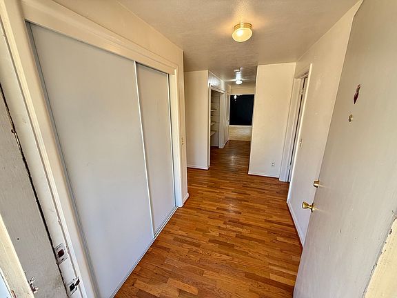 5th image of 1670 Escalante St