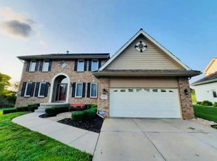 1253 Limerick Rd, Papillion, NE 68046