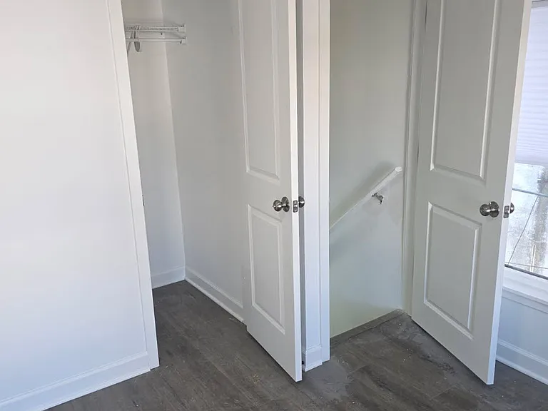 514 Ryers Ave #B — Photo 11