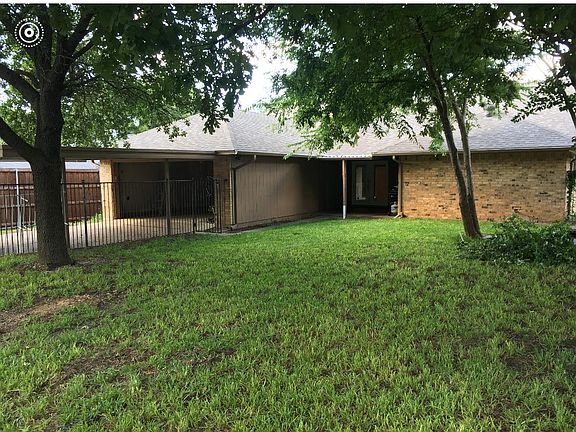 3rd image of 7839 Meadowbrook Ave