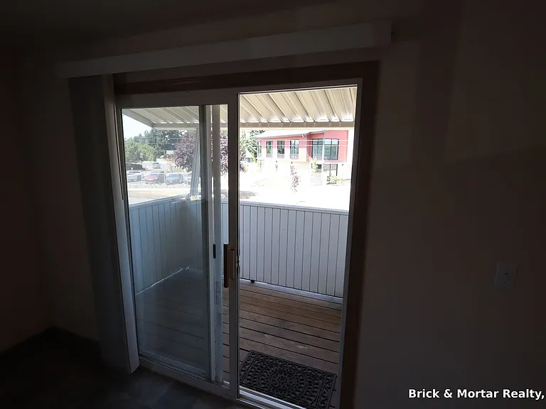 973 E Jefferson St #1-20 — Photo 11