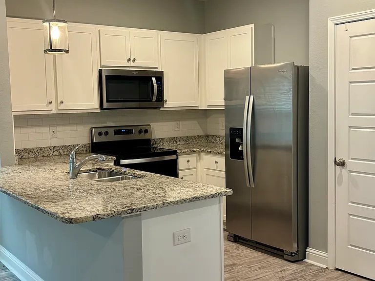 25806 Pollard Rd #56 — Photo 3