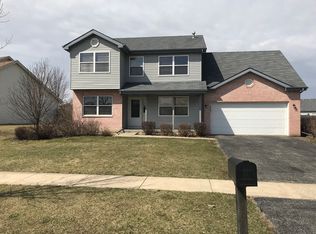 889 Laurel Dr, Elwood, IL 60421