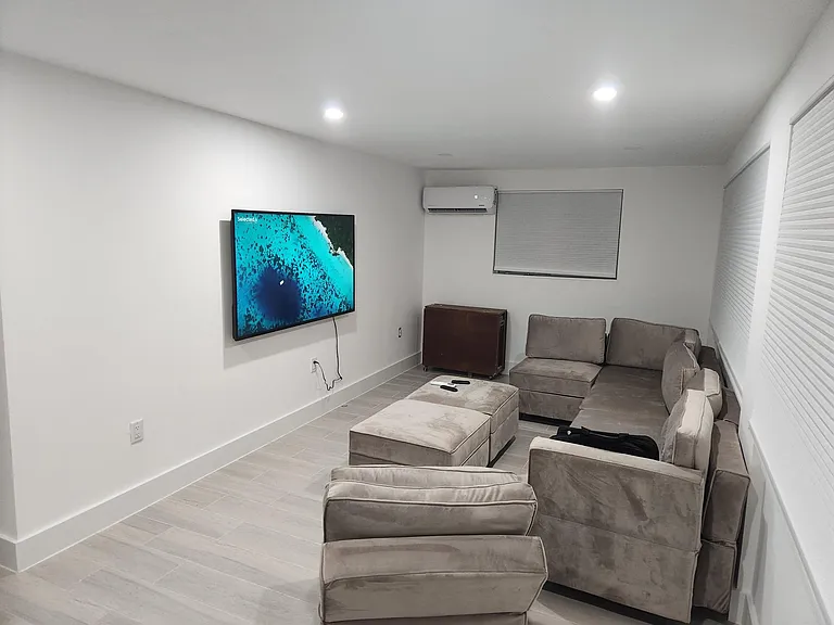 100 N Ocean Ln — Photo 8