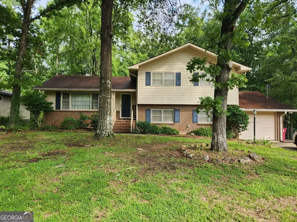 962 Roundtable Ln, Macon, GA 31220