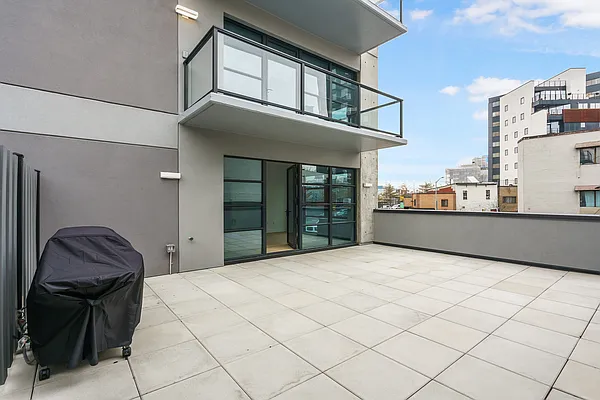 Rented by Compass | media 13