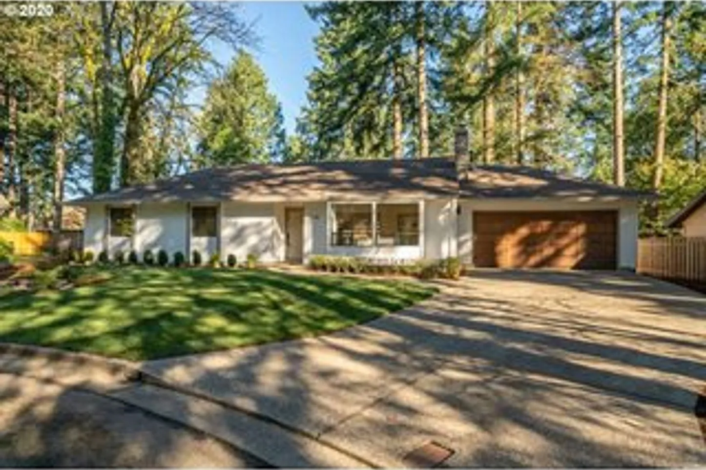 3bd 2ba in quiet cul de sac Lake Oswego — Photo 2