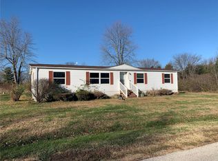 1905 Las Brisas Ln, Pacific, MO 63069