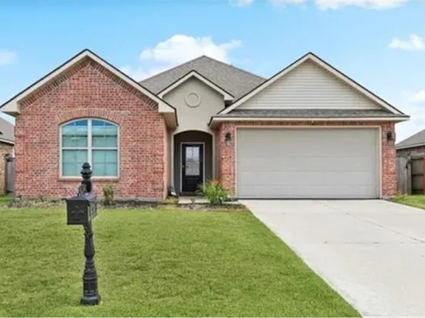 140 E Lake Ct, Slidell, LA 70461