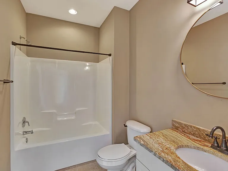 258 Silver Cypress Cir — Photo 32