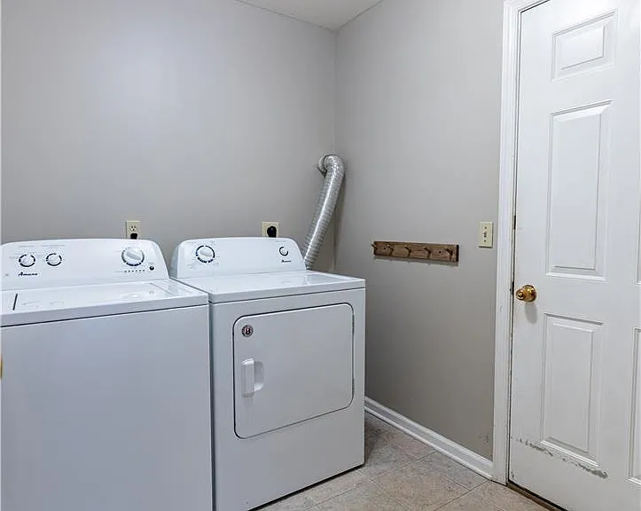 269 Park Ridge Dr — Photo 26