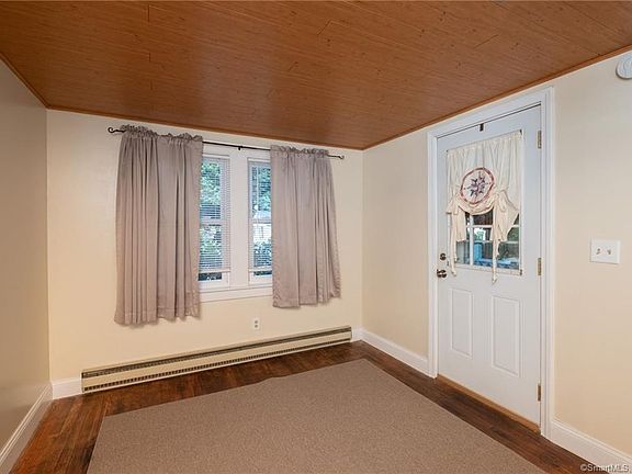4th image of 31 Franklin Ave