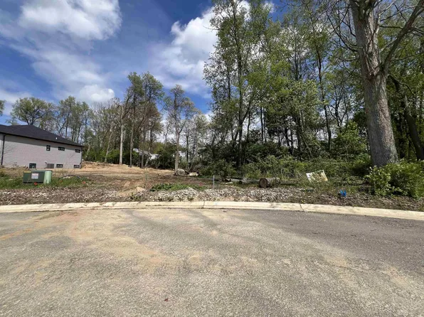 53452 Spring Blossom Ct #S, South Bend, IN 46637