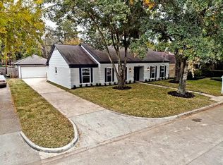 1922 Shadowdale Dr, Houston, TX 77043