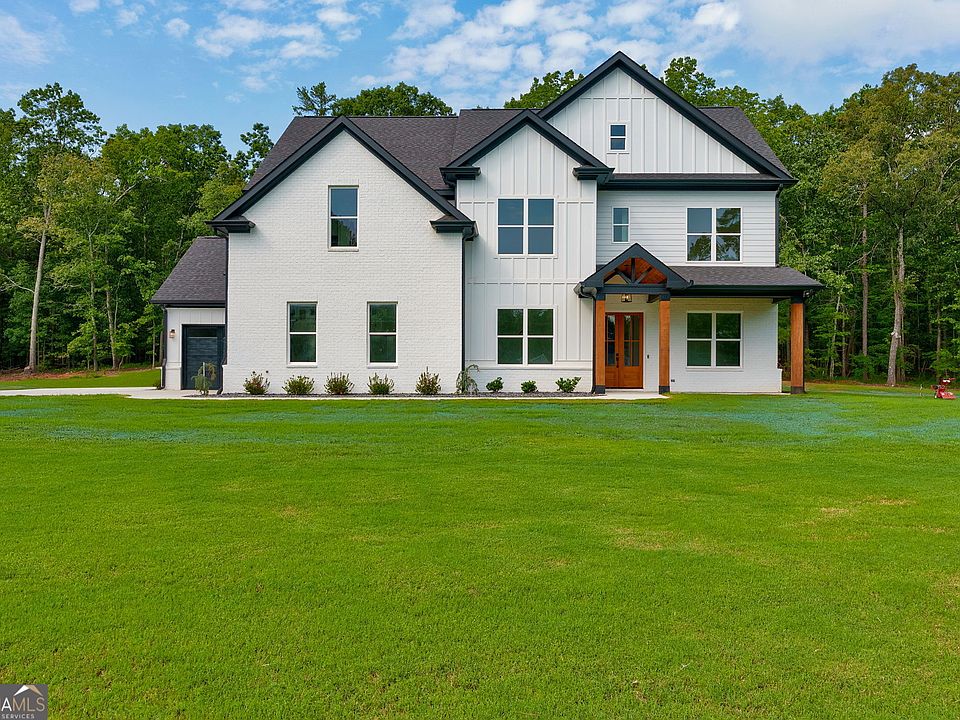 1st image of 156 Saddle Creek Dr