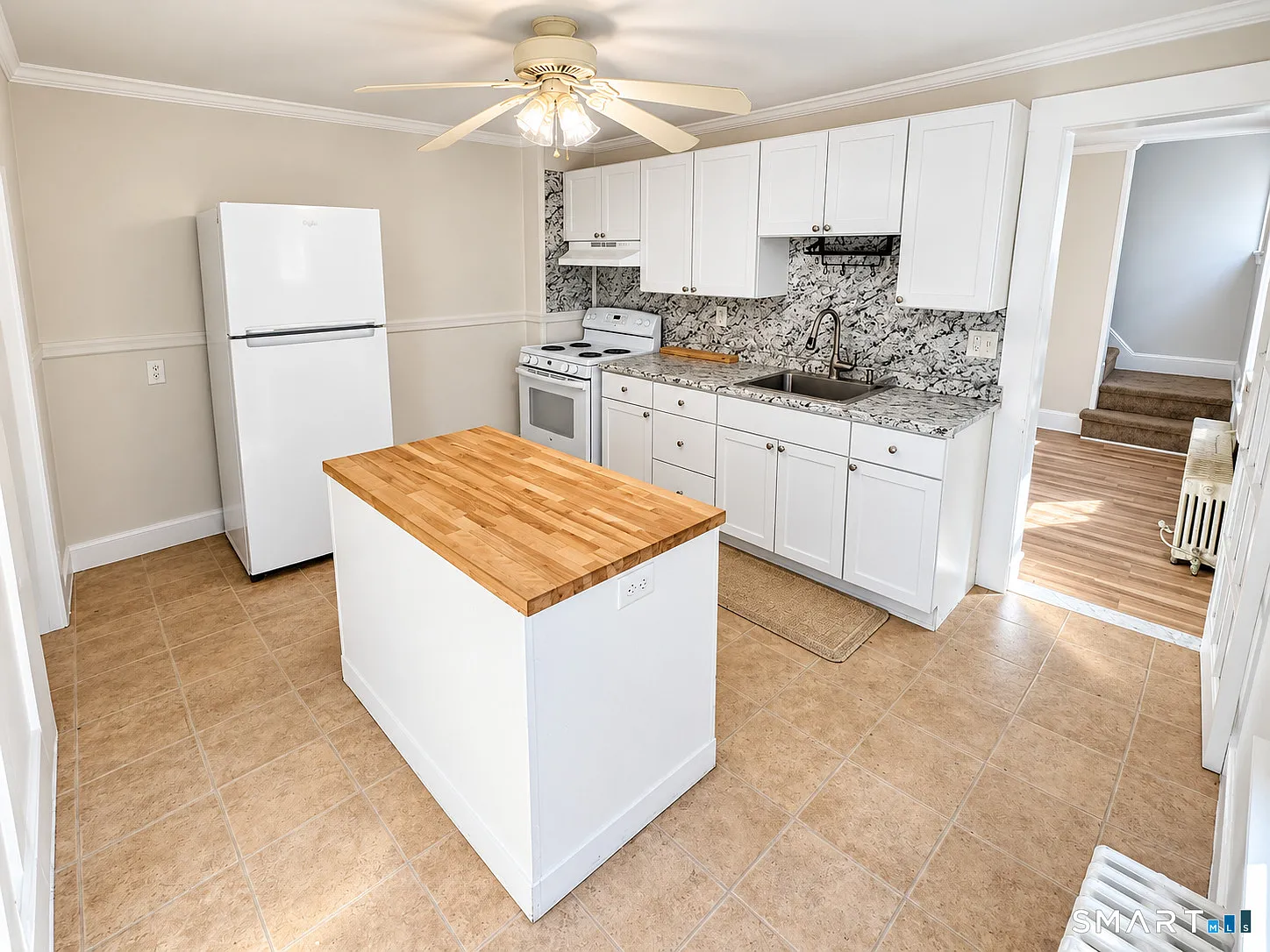 2 bed, 1.0 bath, 935 sqft, $2,000 — Photo 4