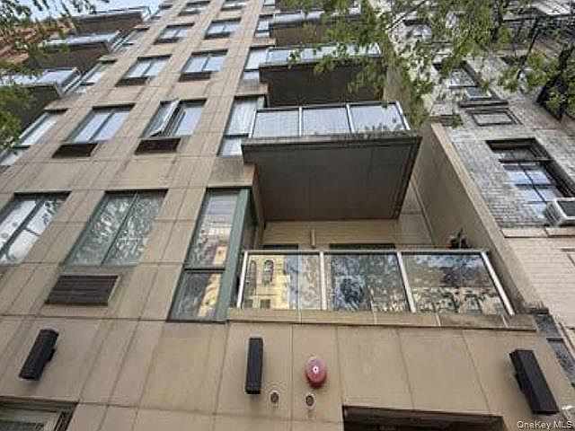 1st image of 330 E 109th Street #5A