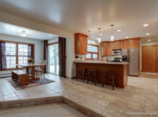 2530 Banbury Dr, Anchorage, AK 99504